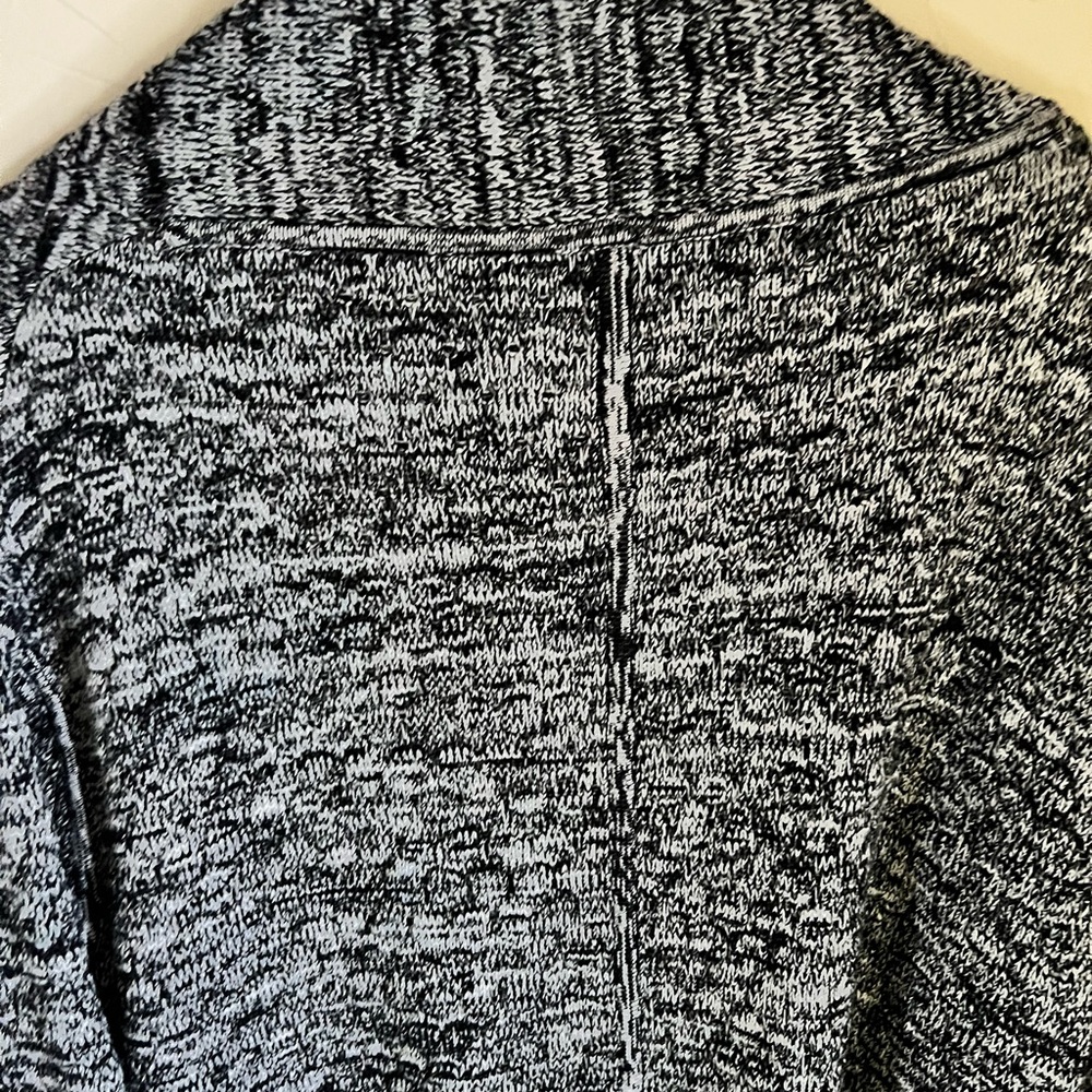 Lululemon merino wool Cardi all day cardigan athlesure natural fibres - Picture 6 of 8